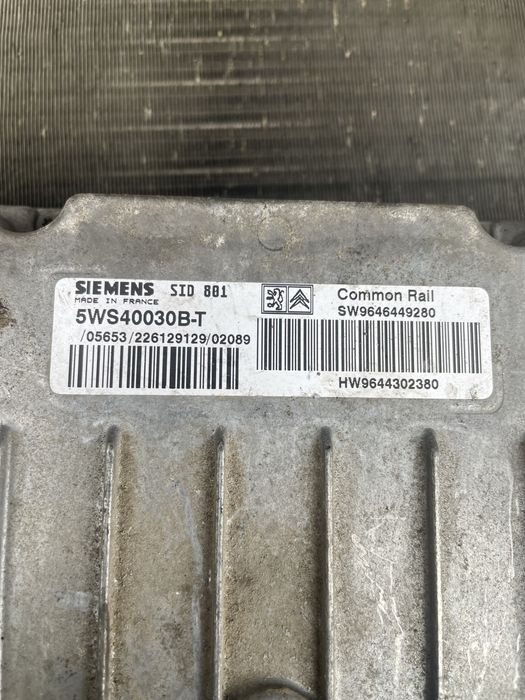 пежо 307 2.0 hdi 90 hp  компютър с ключ комплект.SIMENS    5WS40030B-T