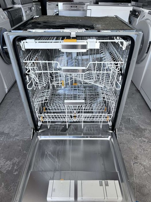 Съдомиялна + гаранция 1 година. MIELE за вграждане 60см. Безплатна доставка за София