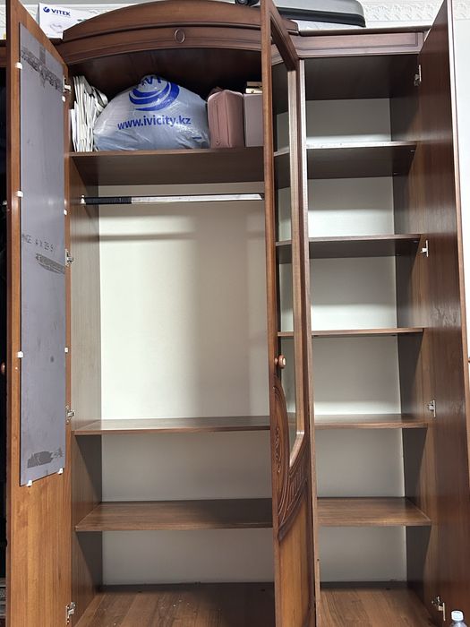 Шкаф зерколо 2 комплекта