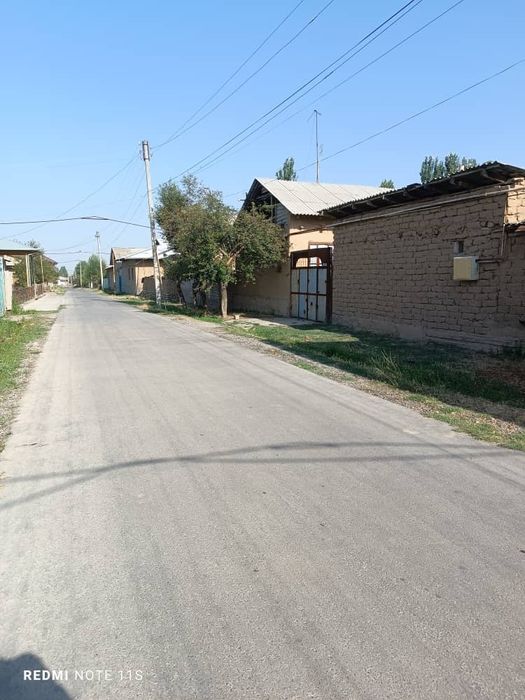 Срочно продаётся делимый участок 6 соток. Юкари Чирчикский район.