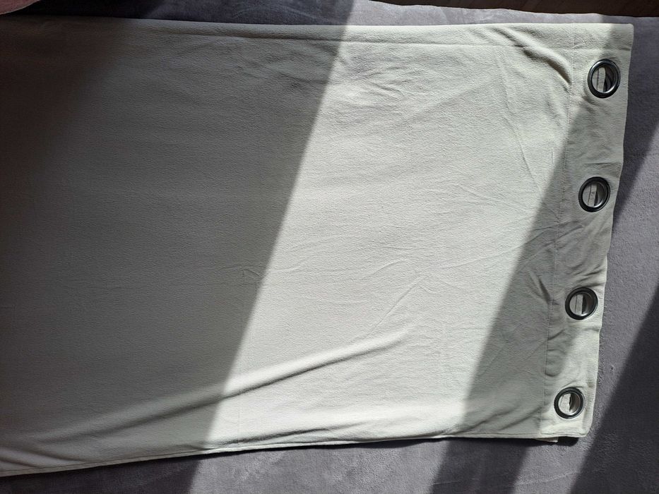 2 броя плътни завеси