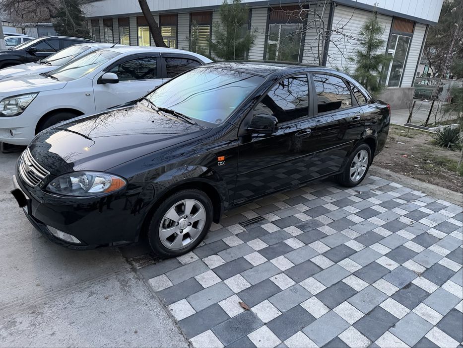 Gentra 2023/2025 bez lyuk .