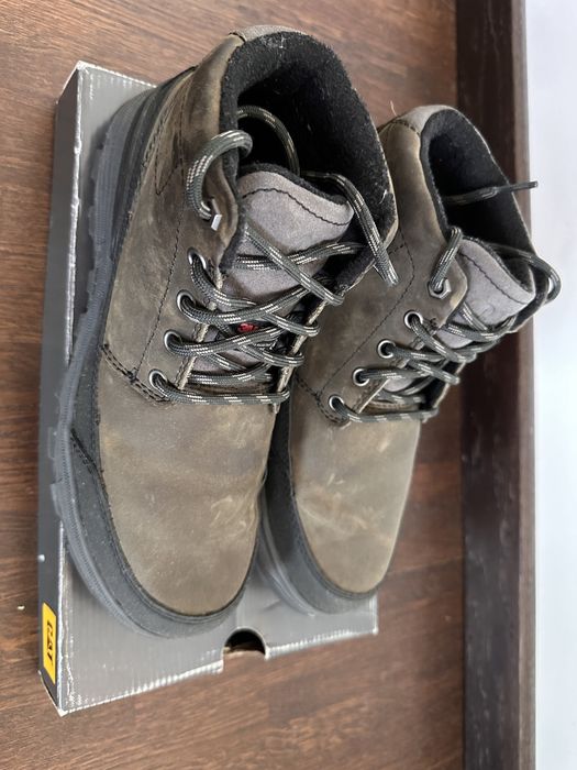 Ghete Caterpillar piele