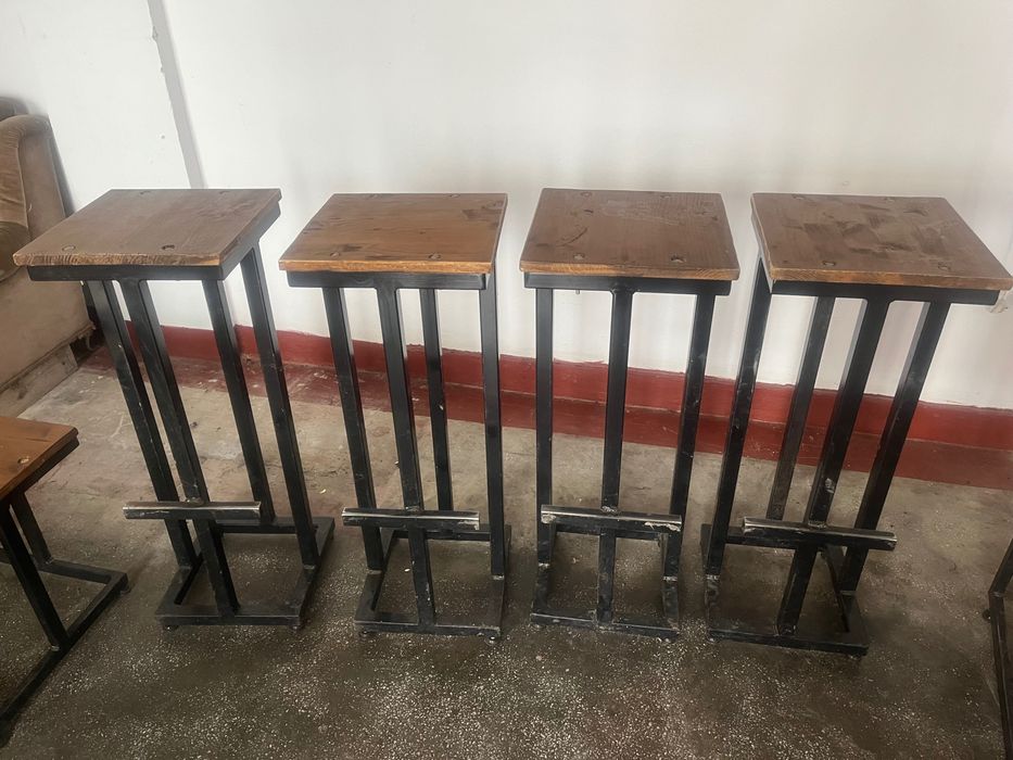 Mese și scaune de calitate