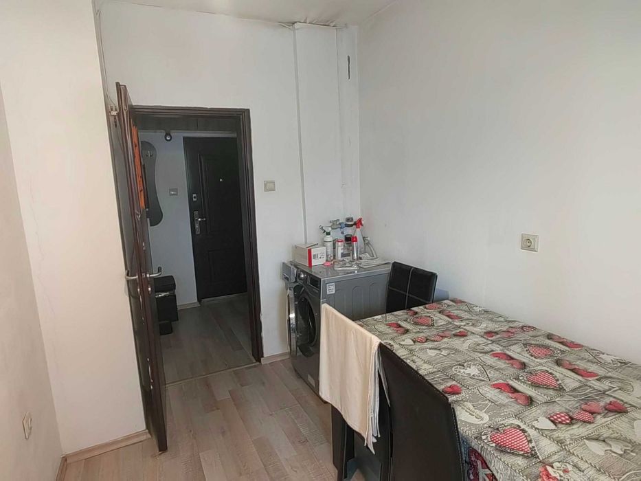 Продава се Двустаен апартамент в София, Център - 65 кв.м за 1617 €/кв.м - Снимка #8