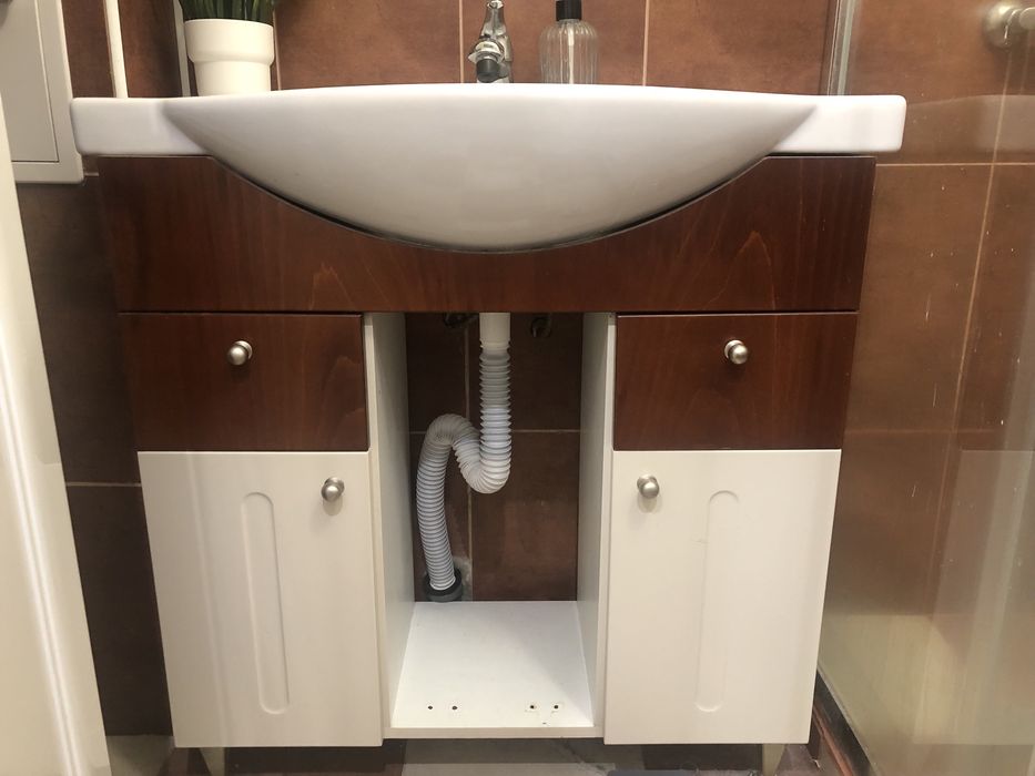 Шкаф за баня (горен и долен) с огледало и мивка Ideal Standart