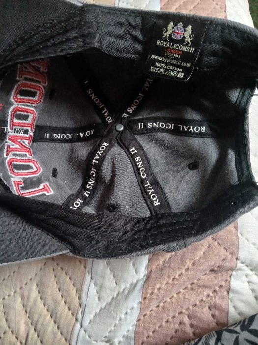 Шапка с козирка London original Royal icons