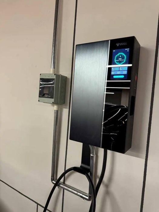 Elektromobil zarydaka ustanovka Електромобил зарядка установка