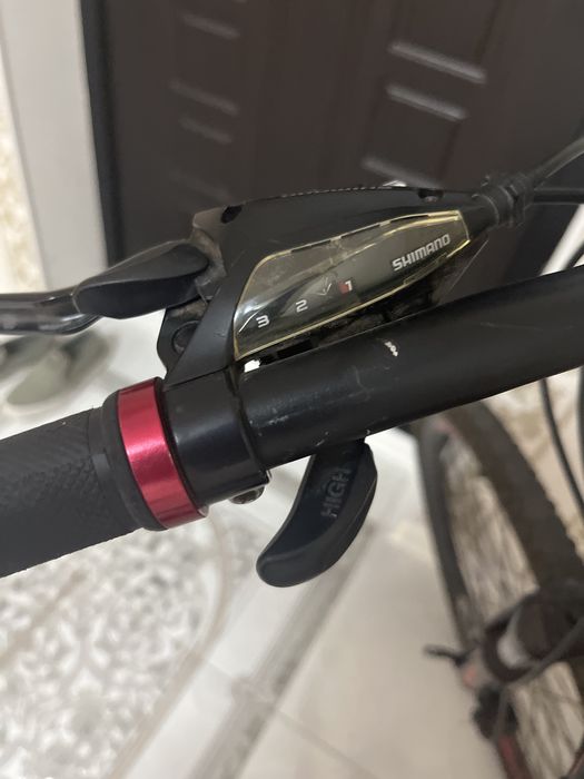 Продам велосипед axis 700MD
