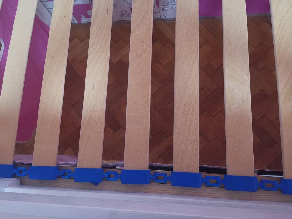 Легло с пързалка