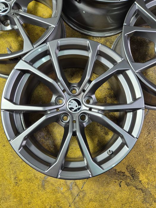 4 Jante Aliaj 5x112 17'' OE Skoda Octavia Superb Yeti Karoq Kodiaq / VW Golf Passat Touran Sharan Tiguan T-ROC Caddy