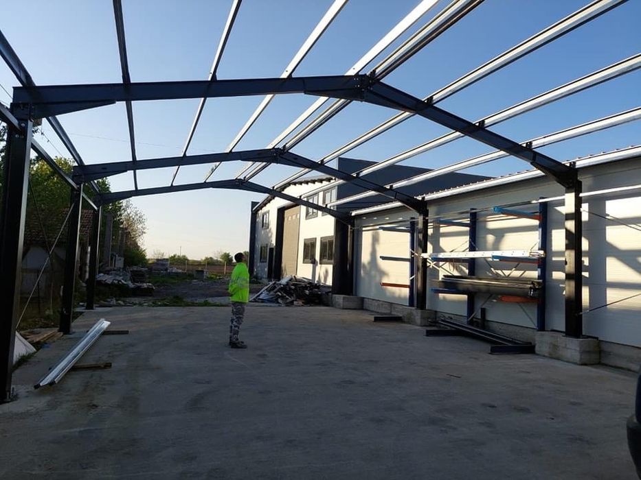 Vand hala metalica cu panouri sandwich montaj inclus