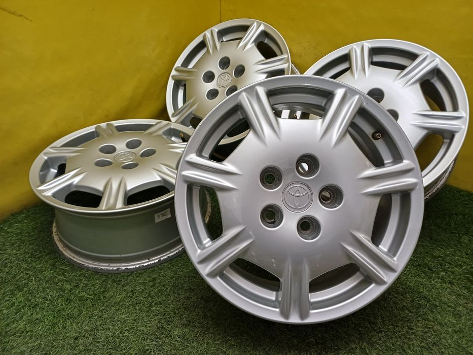 Диски R16 5x114.3 на Toyota и другие.