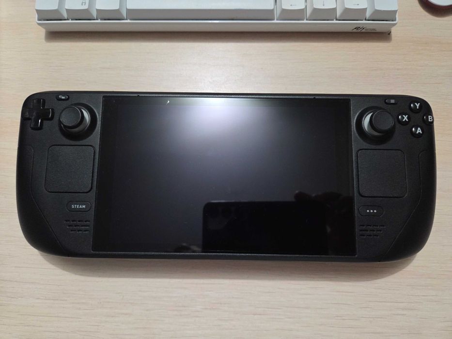 Steam Deck LCD — 256 ГБ / 1 ТБ