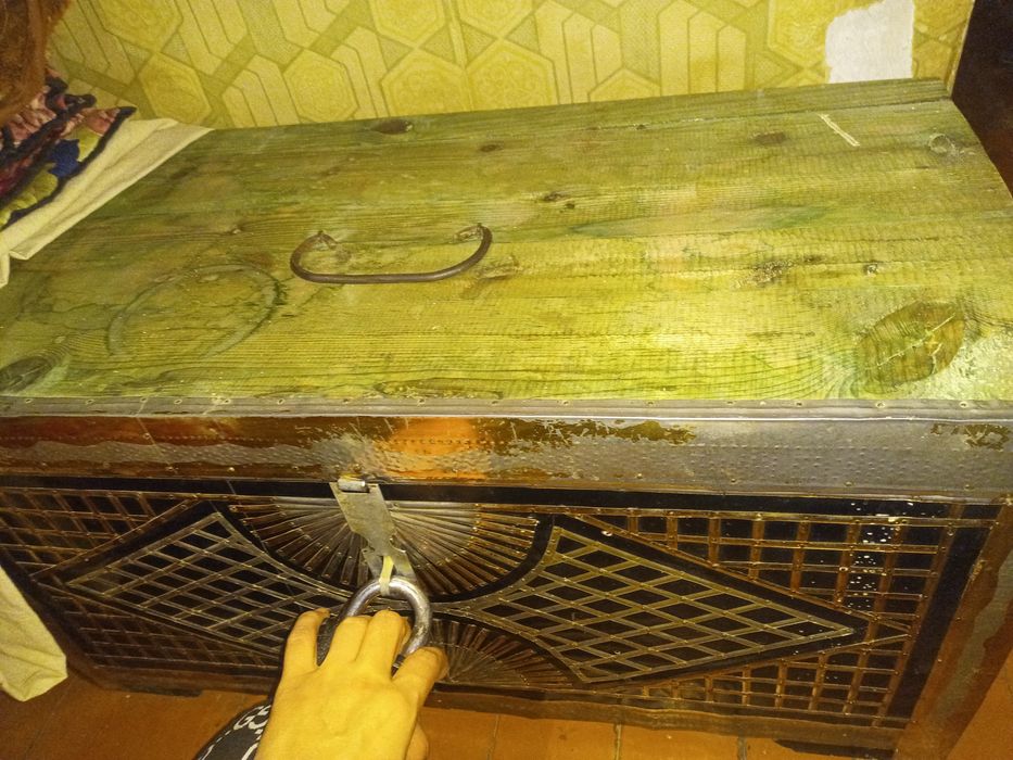 Сундук, Сандикча дл(узунасига)-75, ширина(книга кенглиги)-37, рост(буй