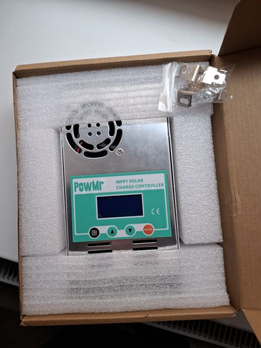 Vînd controler solare 12-24-36-48v/60A