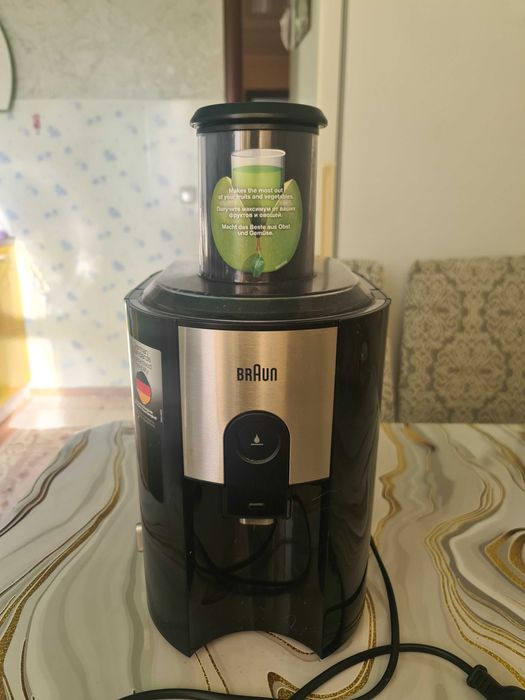 Продам соковыжималку.