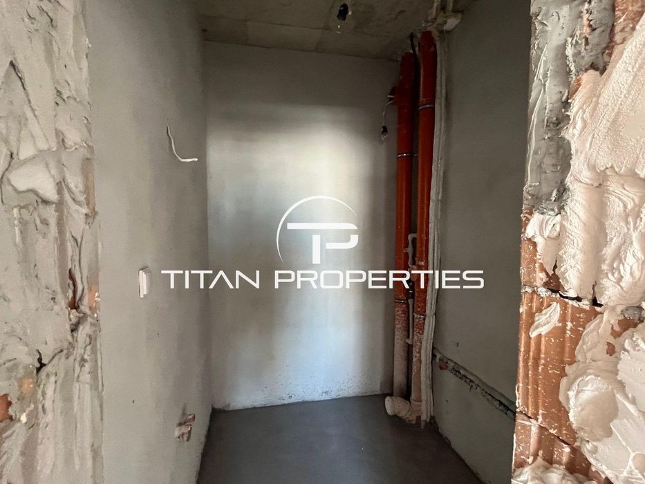 Продава се Четиристаен апартамент в Пловдив, Христо Смирненски - 219 кв.м за 1521 €/кв.м - Снимка #7