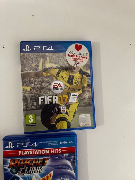 PS4 1 TB 2 джойстика