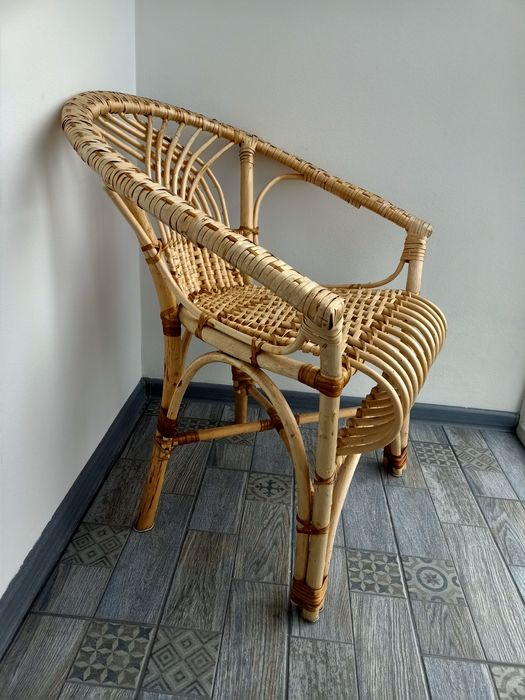 Продам кресло плетёное