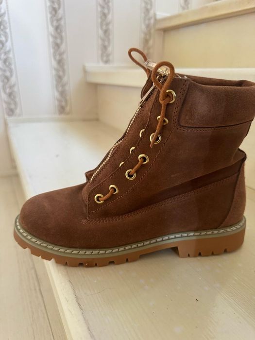 Продам новые туфли