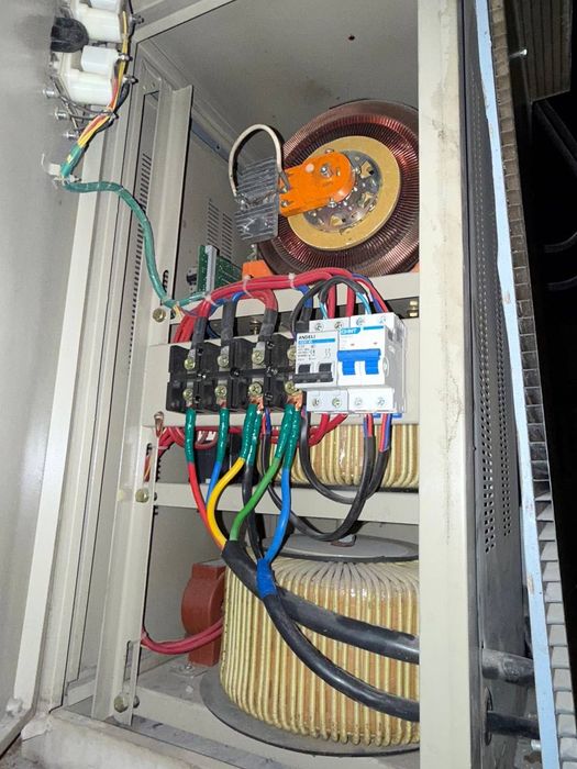 Продаю стабилизатор