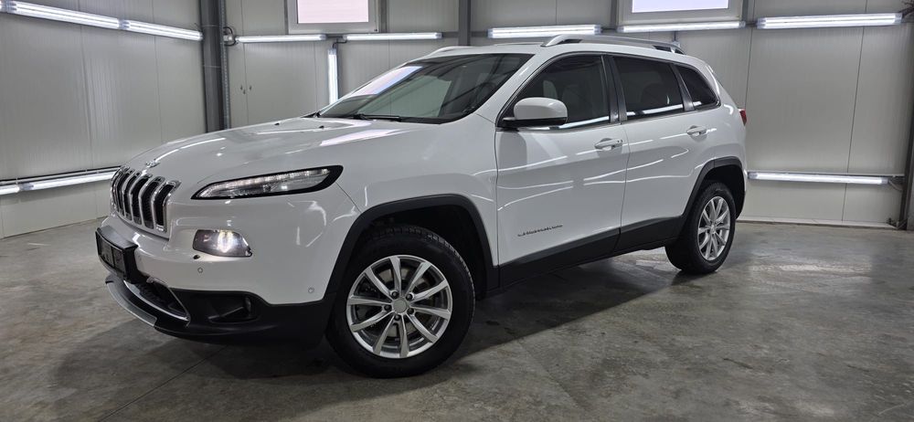 Jeep Cherokee Recent Importată, fără parcurs în România Preț Negociabil !!!