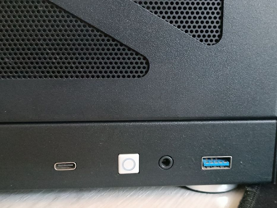 Mini itx keys Компактный корпус Mini ITX