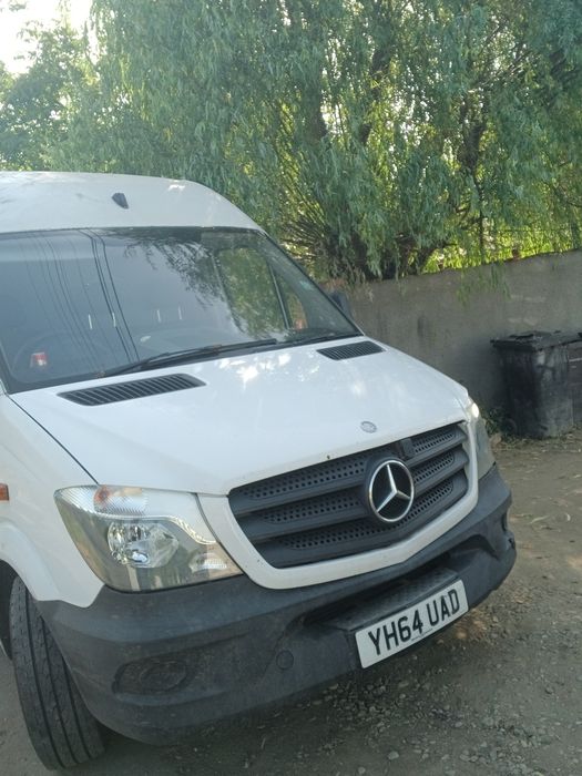 Faruri ,capotă, piese sprinter 2015