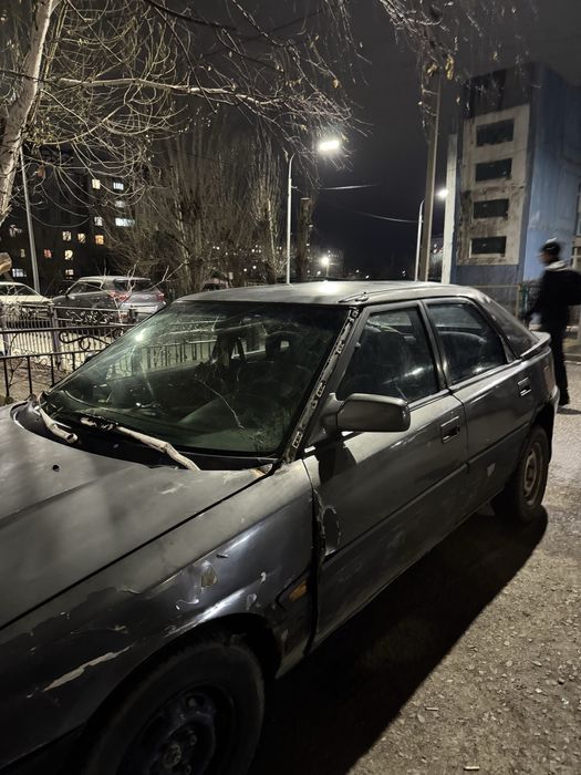 Мазда  хэтчбек на ходу