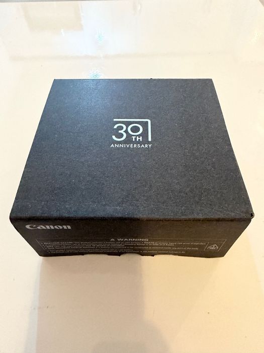 Kamera canon 30 year