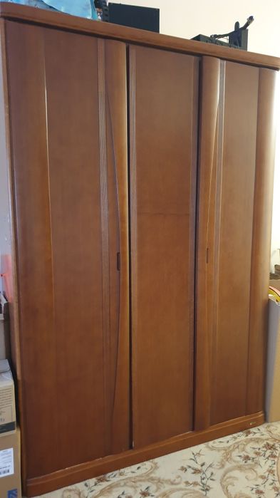 Шкаф плательный для одежды