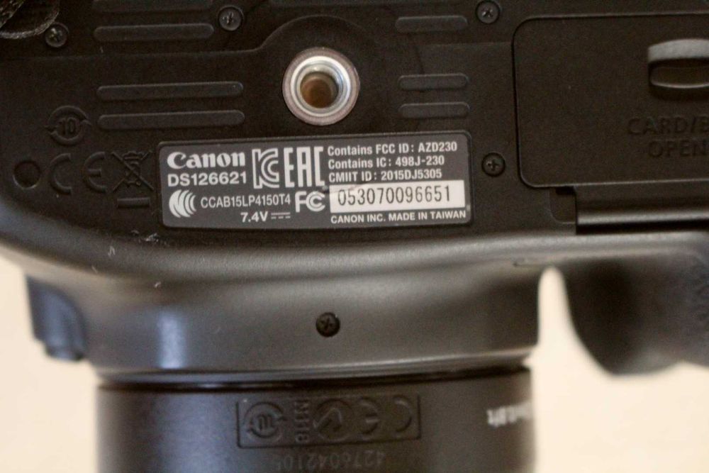 Фотоаппарат Canon EOS 1300D