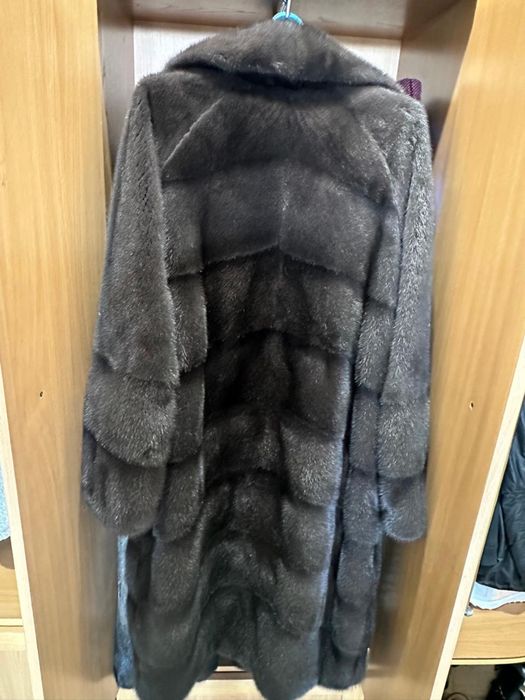 Продам норковую шубу