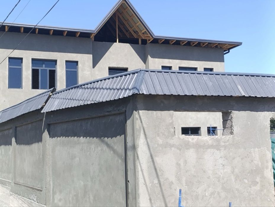 Участка дом продоется Чирчик 500 ка, 2 этаж, 6 ком, 198м2, 3 сотих