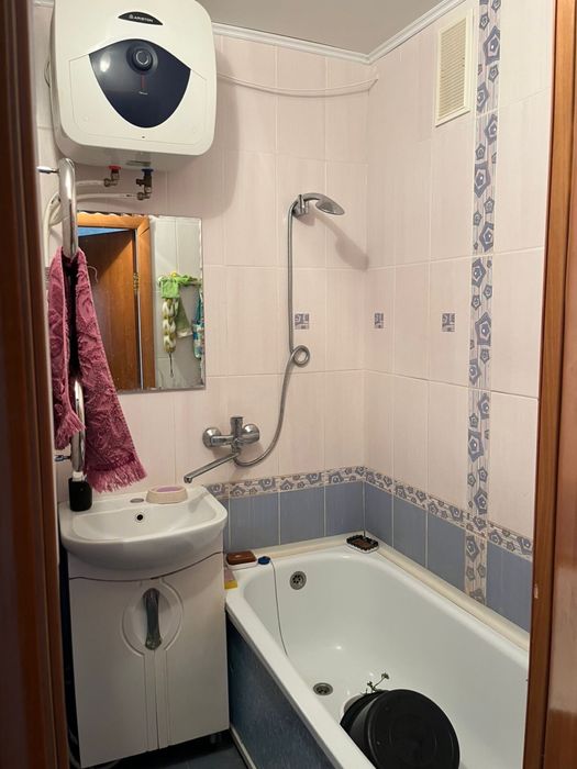 Продается  3 комнт квартира