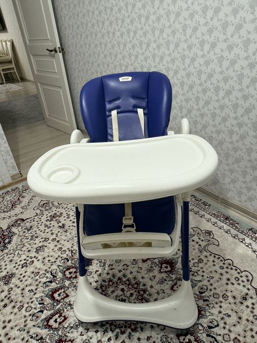 Детский стульчик для кормления