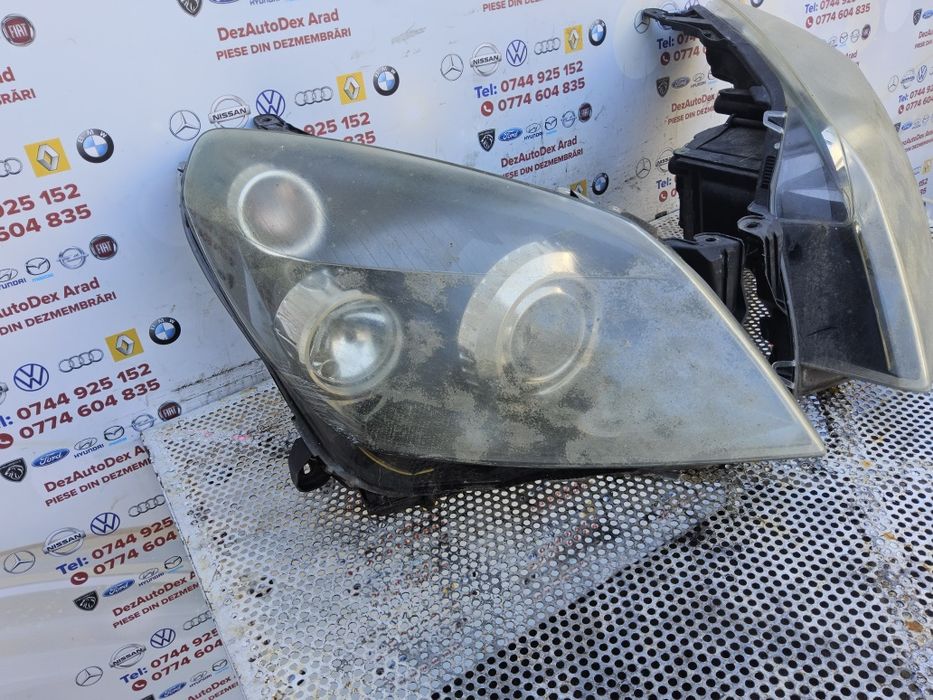 Far xenon Opel Astra H faruri stânga dreapta xenon cu module complete
