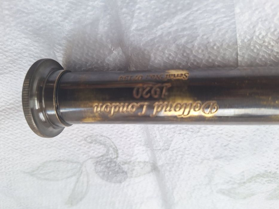 Бронзов далекоглед,  телескоп с античен дизайн