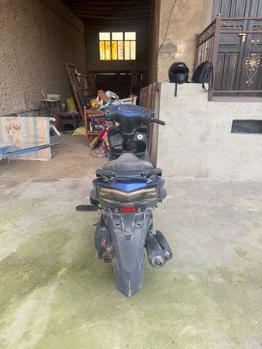 Skuter sotiladi srochni