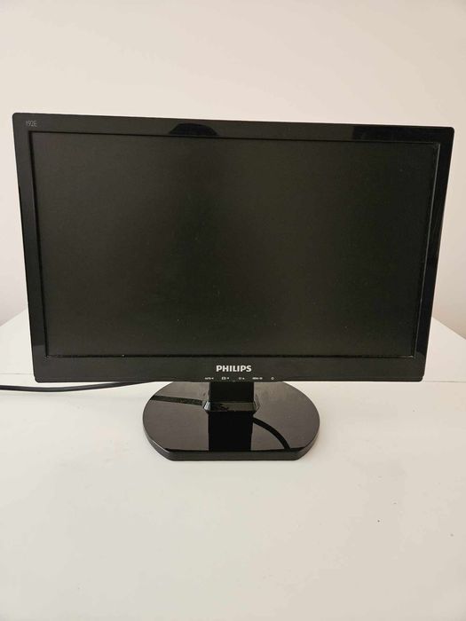 Монитор Philips 19"