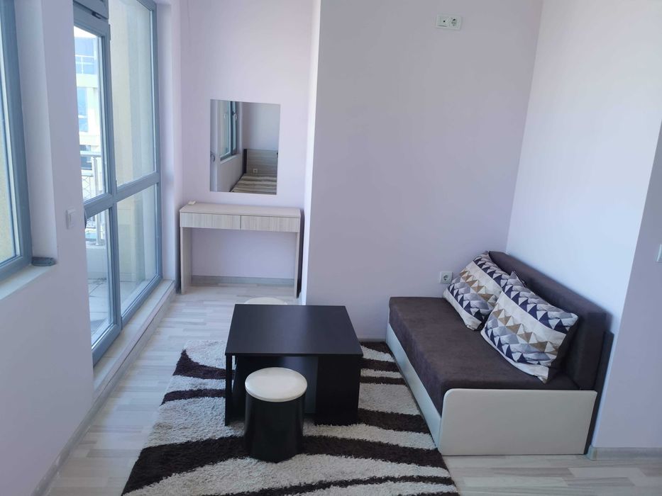 Луксозен мезонет "Татяна" с басейн до санаториума. Под Наем