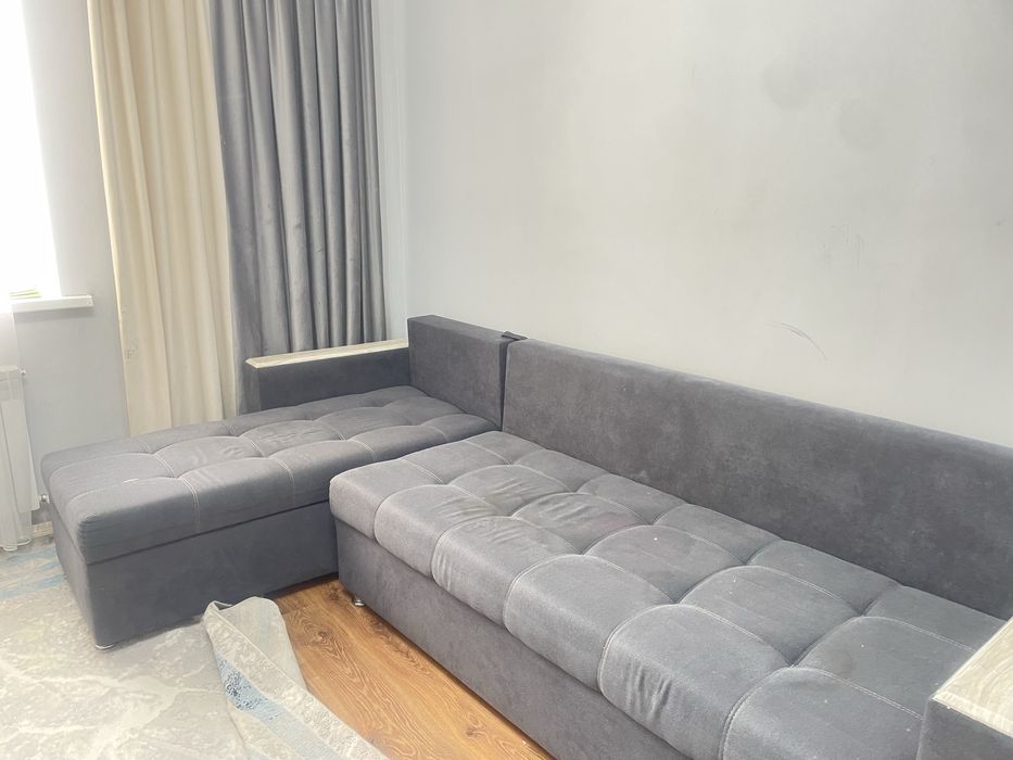 Продам диван уголовный