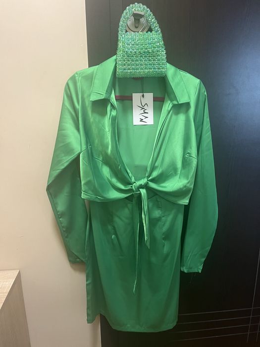 Сатенена рокля S размер