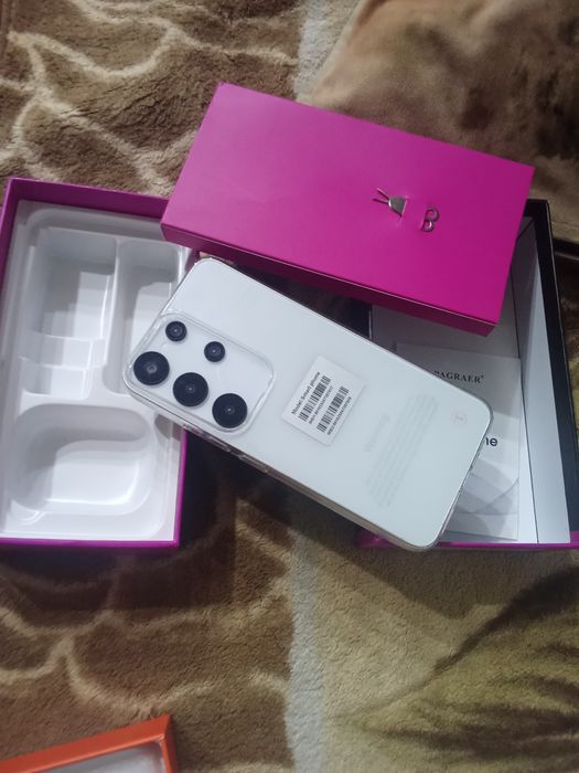 Продам новый телефон