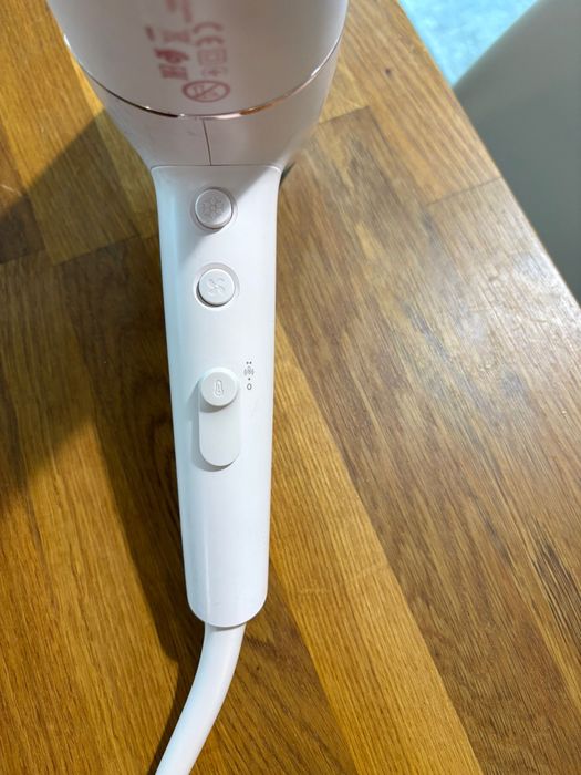 Сешоар Philips BHD530