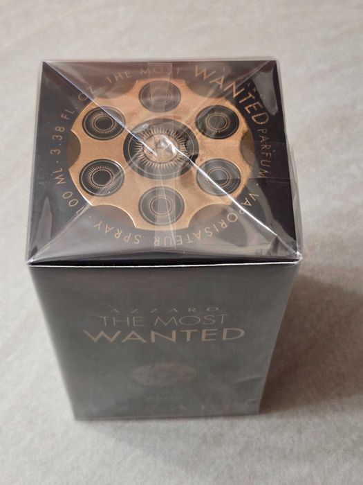 Продавам мъжки парфюм Azzaro The Most Wanted