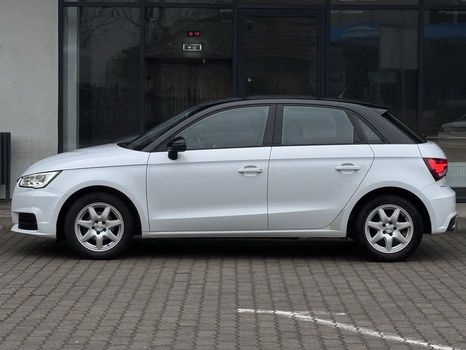 Audi A1 1.0TFSI S Line 65000km *Far lasser *Navi *Stare Noua *