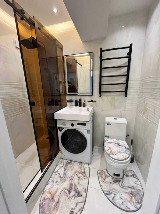 м. Ойбек Ц1 м. Космонавтов 2/7/9 Мебель Техника 46м2