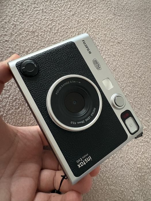 Instax mini EVO (Fujifilm)